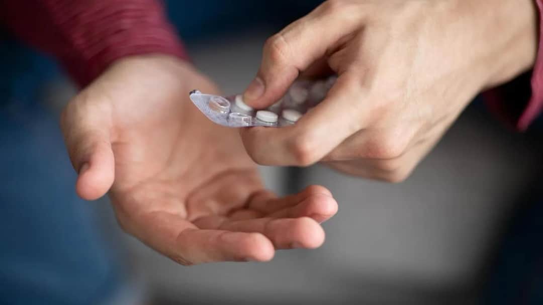 Symptome bei zu hohem Vitamin B12: Warnzeichen und Gesundheitsrisiken