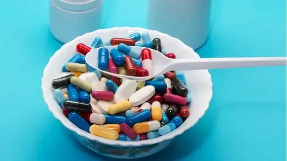 Medikamente Wechselwirkung: Risiken erkennen und gefährliche Folgen vermeiden