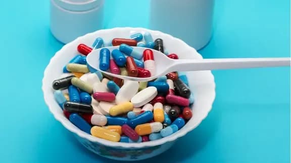 Medikamente Wechselwirkung: Risiken erkennen und gefährliche Folgen vermeiden