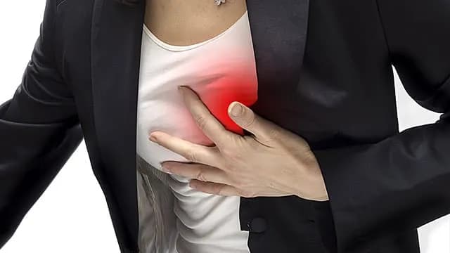 Bluthochdruck Symptome bei Frauen: So erkennen Sie die Warnzeichen